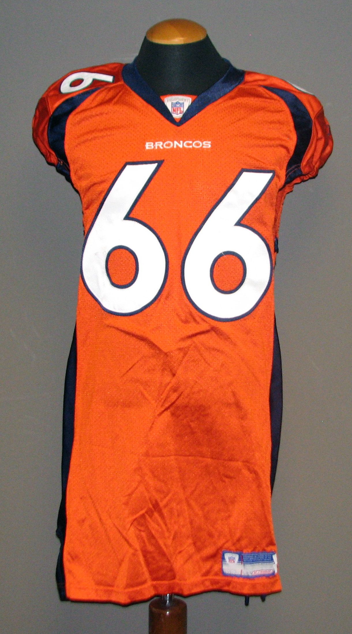 2002 Denver Broncos Team Signed Authentic Game Issued Jersey PSA DNA