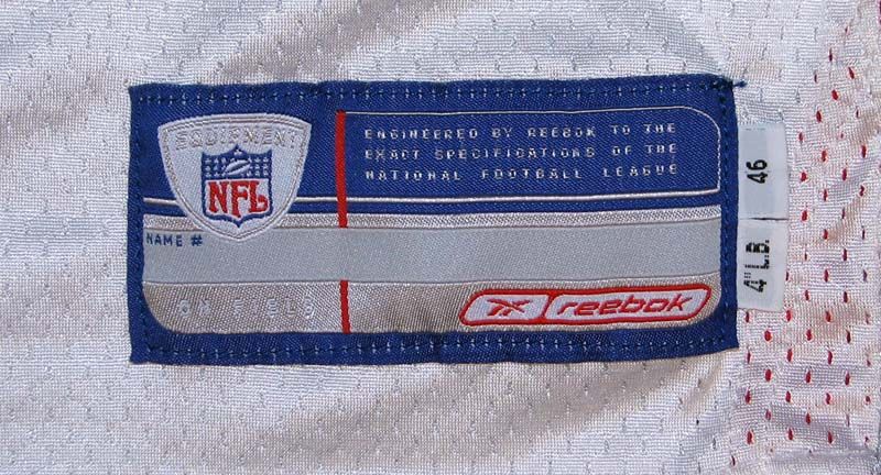 Lot Detail - 2002 Drew Bledsoe Game Used and Signed Buffalo Bills Jersey  Worn on November 3, 2002 for First Game Against Former Team New England  Patriots (NFL PSA/DNA)