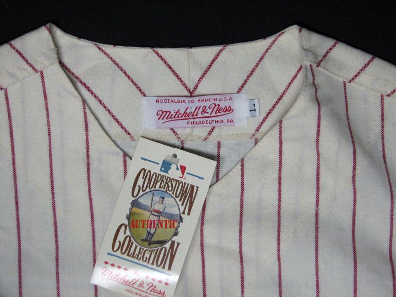 Lot Detail - Frank Robinson Signed Mitchell and Ness Cincinnati