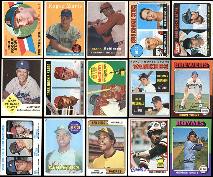 1957-1993 Hall of Fame Rookie Card Group of (33) Cards Highlighted by F. Roby, Yaz, McCovey, Schmidt, Bench, Jackson, Etc