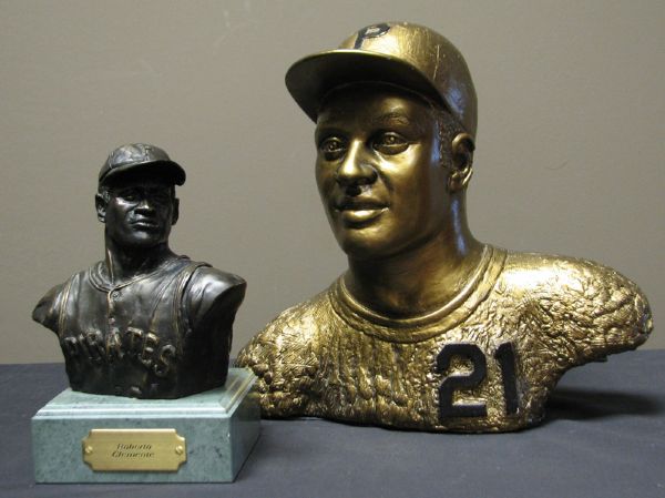 Roberto Clemente Busts Group of (2) Including Ivo Zini Sculpture