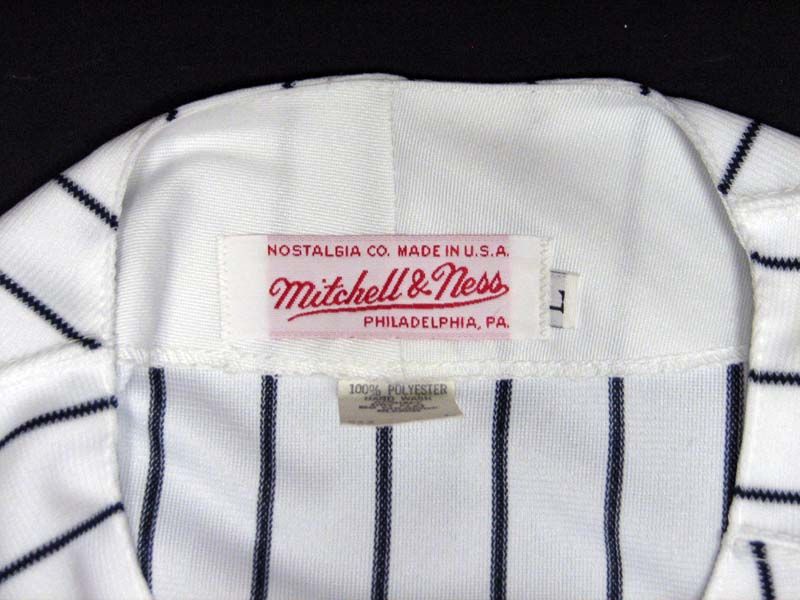 Lot Detail - REGGIE JACKSON SIGNED AND INSCRIBED MITCHELL AND NESS NEW YORK  YANKEES HOME JERSEY - PSA/DNA LOA