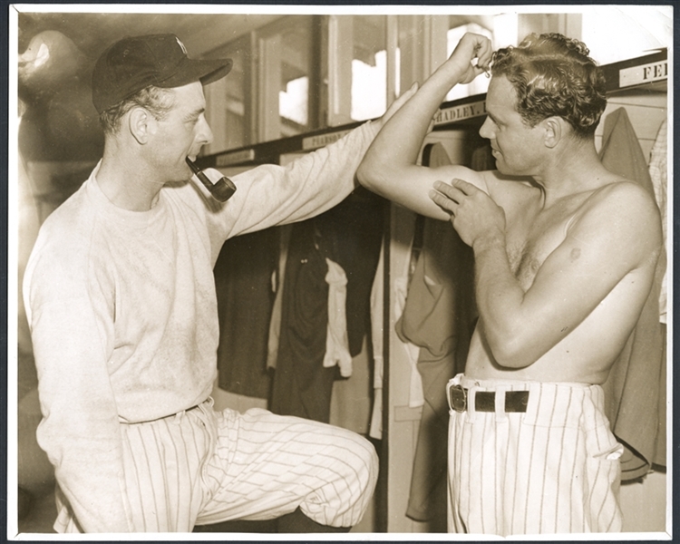 1939 Wes Ferrell Shows off His Scar to Lou Gehrig Type I Original Photo