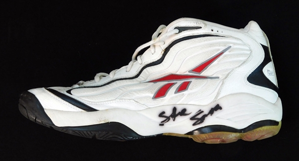 Steve Smith New York Giants Game-Used and Signed Shoe JSA 