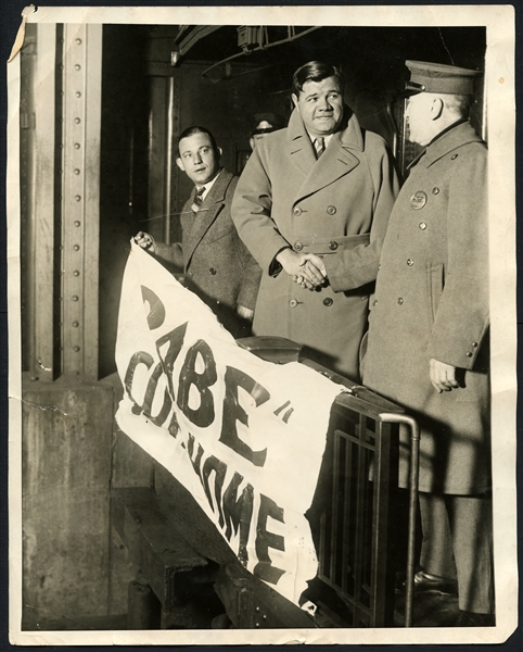 1927 Babe Ruth New York Yankees Type 1 Original Photograph - Babe Comes Home