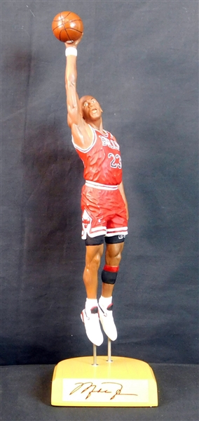 Michael Jordan Salvino Statue in Box 1640/2500