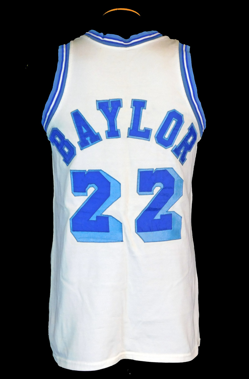 Elgin Baylor - One-of-a-Kind Minneapolis Lakers Jersey Found - Sports  Collectors Digest (SCD) - February 20, 2004 at 's Sports Collectibles  Store