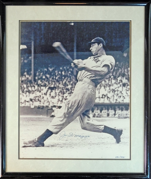 Joe DiMaggio Signed Oversized Photograph 376/1941 JSA