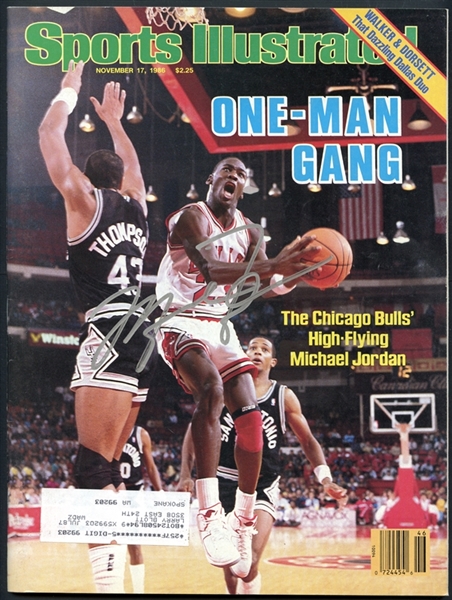 Michael Jordan Signed 1986 Sports Illustrated Magazine JSA LOA