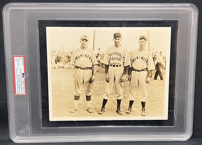 1934 Carl Hubbell and Brothers International News Service Type I Photo PSA Authentic 